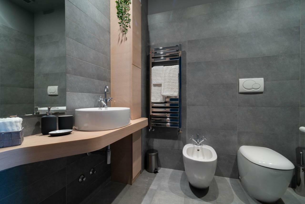 Grancini 6 - Pagano City Life Luxury Apartment ! Milán Exterior foto